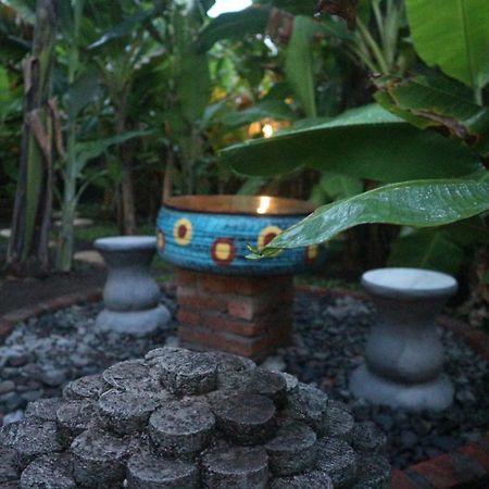 Yuda Menjangan Homestay Banyuwedang Buitenkant foto