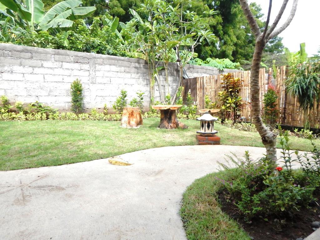 Yuda Menjangan Homestay Banyuwedang Buitenkant foto
