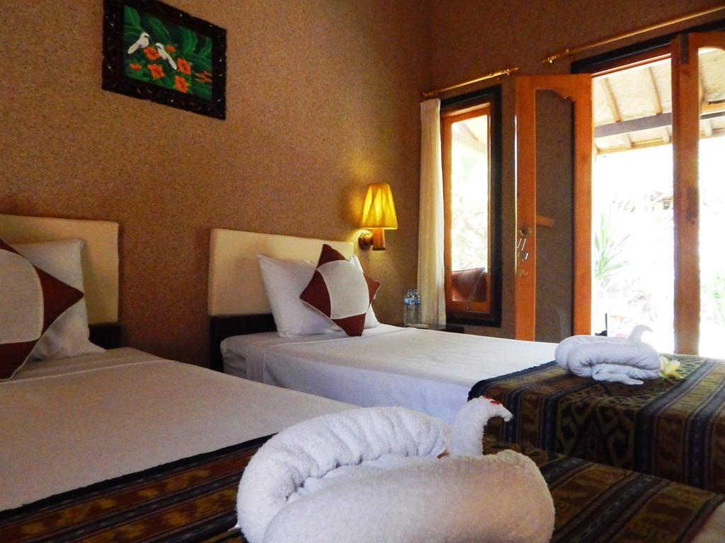 Yuda Menjangan Homestay Banyuwedang Buitenkant foto