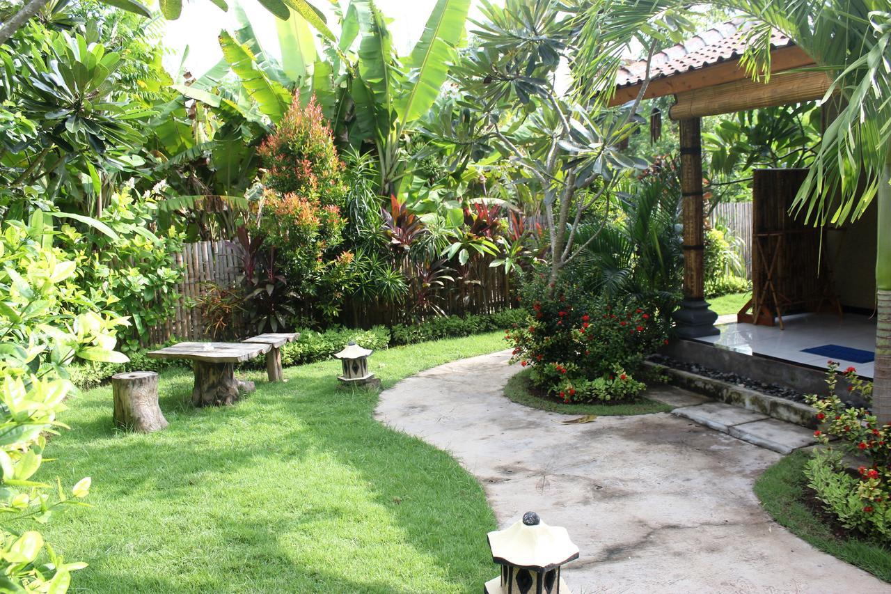 Yuda Menjangan Homestay Banyuwedang Buitenkant foto