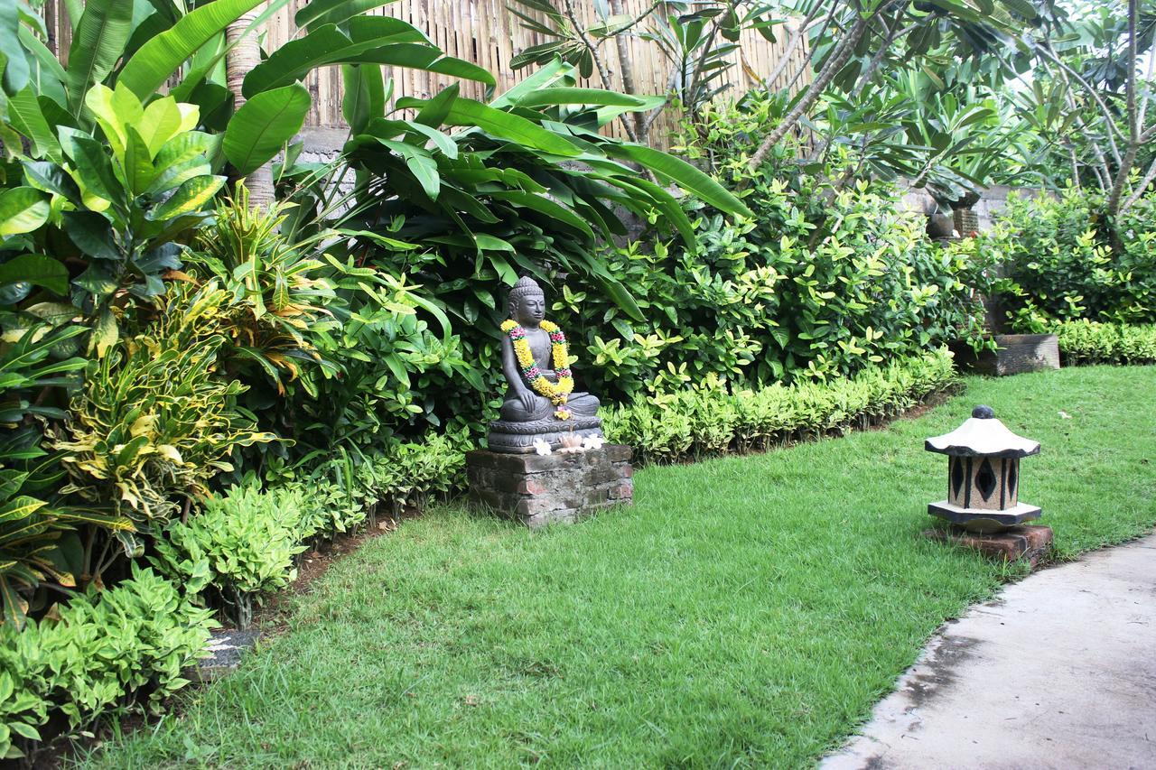 Yuda Menjangan Homestay Banyuwedang Buitenkant foto
