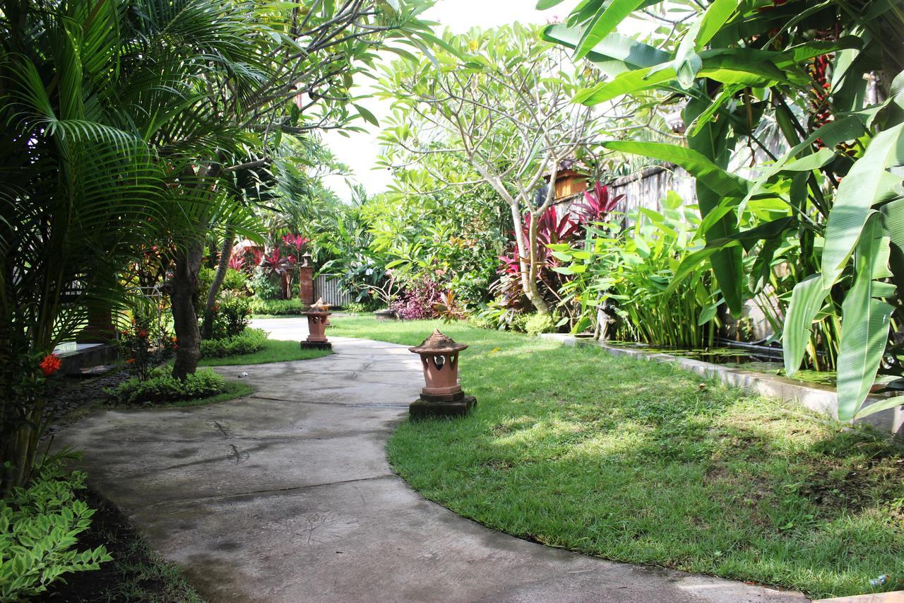 Yuda Menjangan Homestay Banyuwedang Buitenkant foto